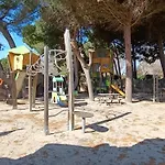 Les Sables D'or De Malo Et Elsa 营地 *